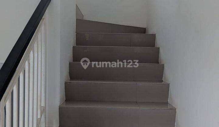 Rumah Cluster 2 Lantai Untuk Pasangan Muda 8