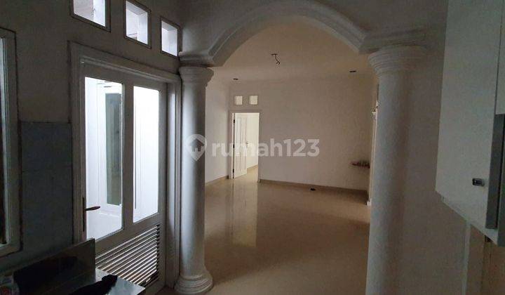 Rumah  Dikranggan Kondisi Rapih
