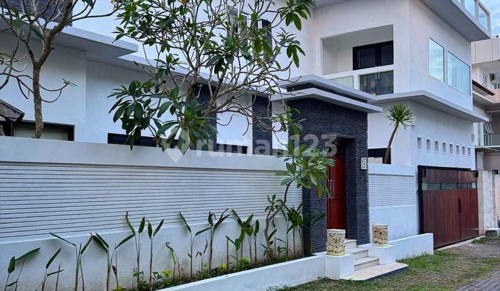 Luxury Villa 5 Bedrooms Nusa Dua For Sale Luxury Villa 5 Bedrooms Nusa Dua For Sale