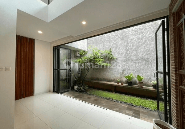 Rumah Minimalis Design Modern Dalam Komplek Elit 1