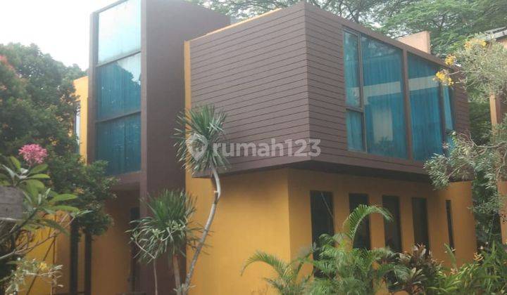 Rumah Di Area Kemang Lingkungan Asri Dalam Komplek 1