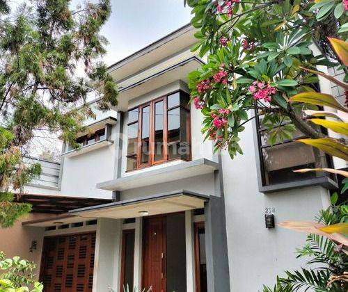 Rumah Kondisi Bagus Strategis Harga Nego  1