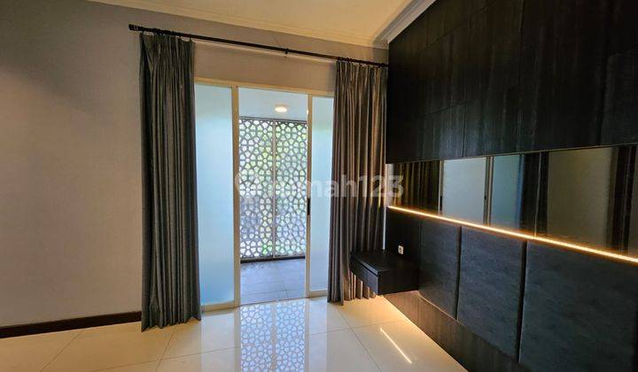 DISEWAKAN RUMAH MEWAH GRAHA NATURA Lokasi Premiumn With Private Pool 2
