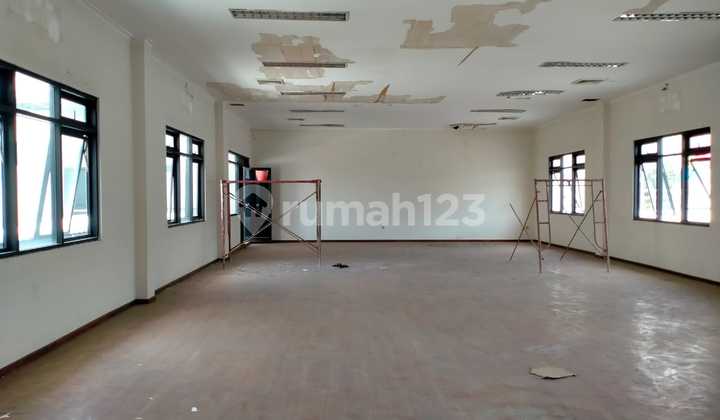 Langka sewa gedung komersial Nol Jl. Raya Mayjend Sungkono cocok untuk Bank, Kantor, Klinik Kecantikan Langka sewa gedung komersial Nol Jl. Raya Mayjend Sungkono cocok untuk Bank, Kantor, Klinik Kecantikan