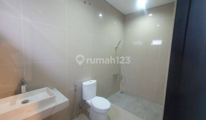 Dijual Rumah Baru Gresss Dian Istana Surabaya Row Jalan Istimewa, Jalan Kembar 2