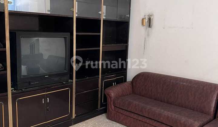 EDISI TENGAH KOTA Dijual  Rumah Jln ARGOPURO Sby PusaT 2