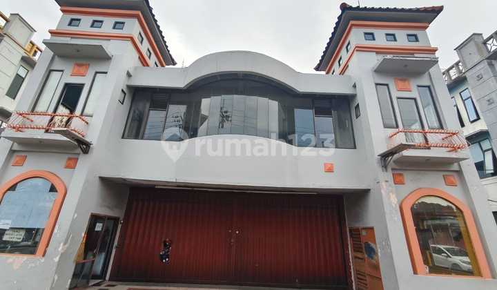 Disewakan Lokasi bagus dan Ramai komersial Area  Raya Wadung asri