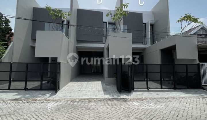 Rumah Baru Minimalis 3 Unit Jejer Manyar Tirtoasri Rumah Baru Minimalis 3 Unit Jejer Manyar Tirtoasri