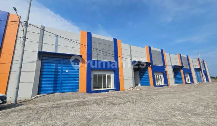 Disewakan 2 Gudang Jejer Komplek Pergudangan Sinar Buduran 3 Sidoarjo Lingkar Timur Disewakan 2 Gudang Jejer Komplek Pergudangan Sinar Buduran 3 Sidoarjo Lingkar Timur