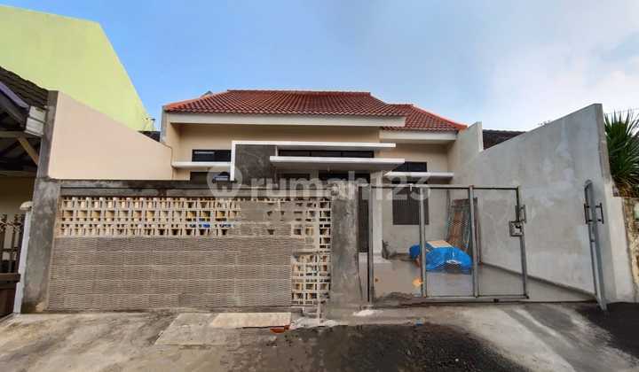 DIJUAL RUMAH BARU GREESS Darmo Indah Selatan, Lokasi Yg Bagus 1