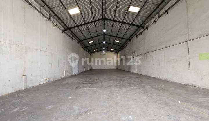 Disewakan Gudang Margomulyo Surimulia Surabaya.