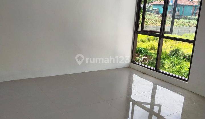 Rumah Cantik Bagus Strategis Bebas Banjir Termurah 7