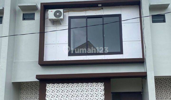 Dijual Rumah 2 Lantai Dp 0% Dekat Stasiun cilebut Toll Yasmin, kota bogor 1