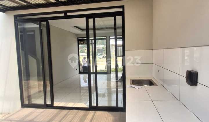 Nice House Unfurnished SHM Kota Baru Parahyangan, Bandung Tatar Punawangi