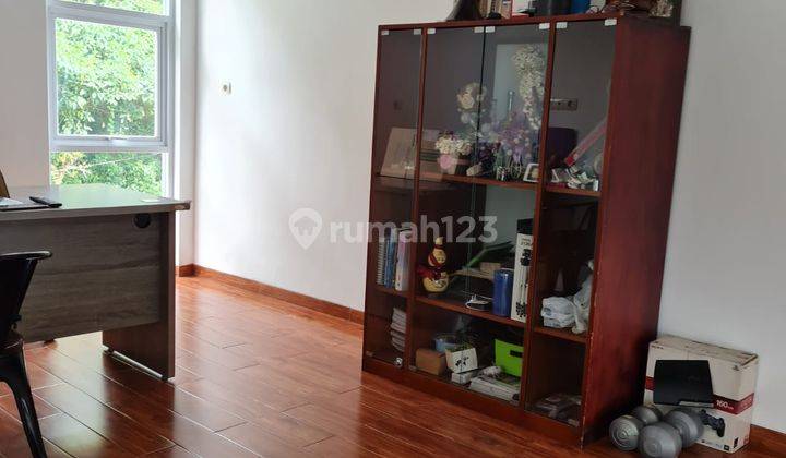 Rumah 2 Lantai Bagus di Setiabudi Regency 2