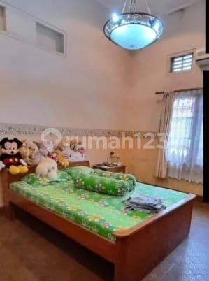 Rumah Butuh Renovasi Unfurnished SHM di Sayap Riau - Murah, Bandung 2