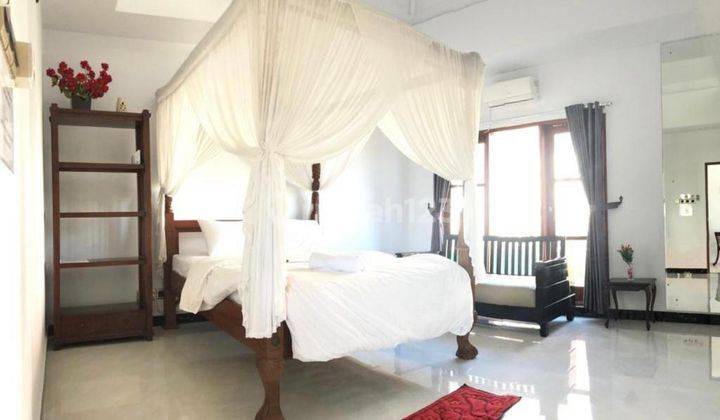 Nice 2 Floor House Furnished SHM on Jalan Dewi Saraswati - Seminyak - Denpasar - Bali, Badung 2