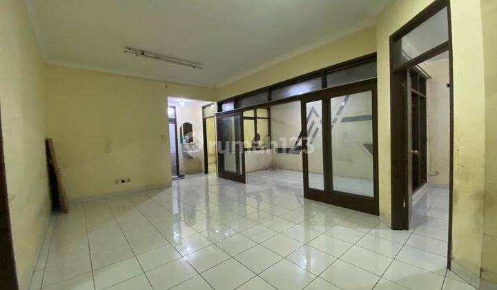 Rumah Bagus SHM di Jual Rumah Terawat Singgasana Pradana, Bandung 1