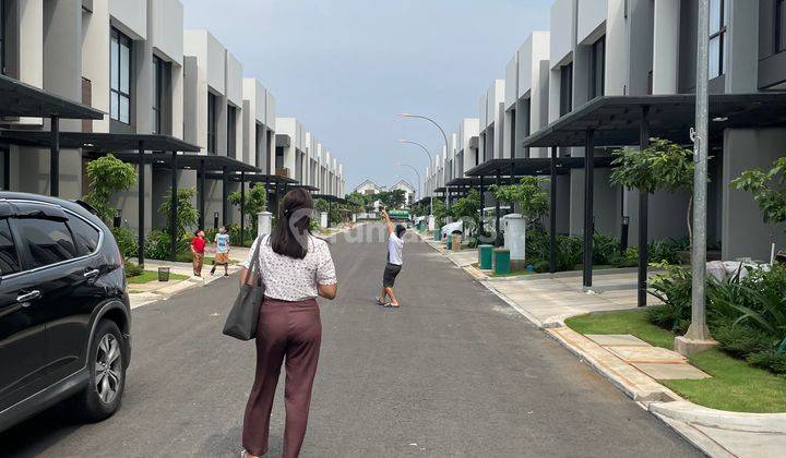 di Sewakan Rumah Baru di Cluster Magenta Sumarecon Bekasi 11