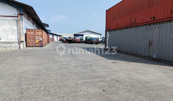 Gudang Dekat Tol Dan Pelabuhan di Bekasi Utara Lebar 50x80 Tinggi 12 Meter 2