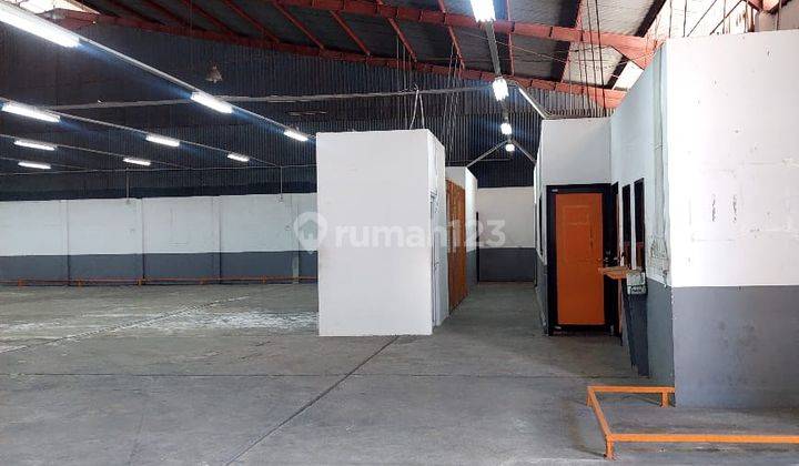 Gudang Siap Pakai di Tanjung Priuk Jakut  11