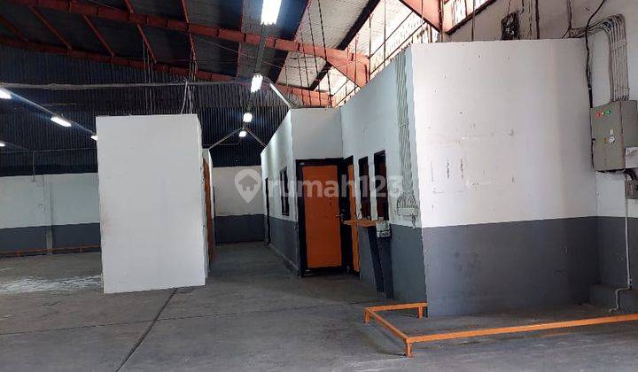 Gudang Siap Pakai di Tanjung Priuk Jakut  12