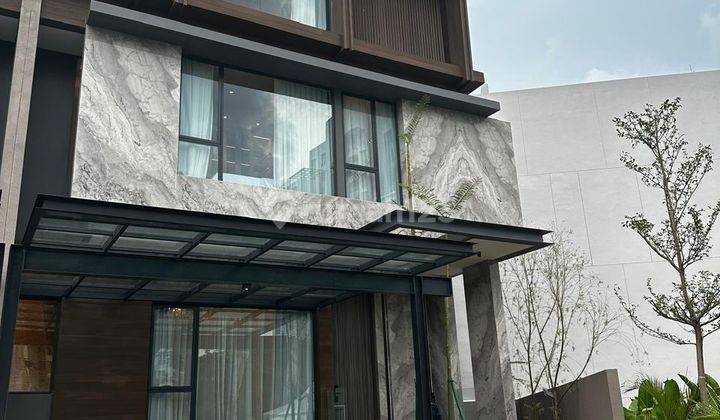 Citralake Villa Rumah Mewah Hadap Danau 3 Lantai di Jakarta Barat 1