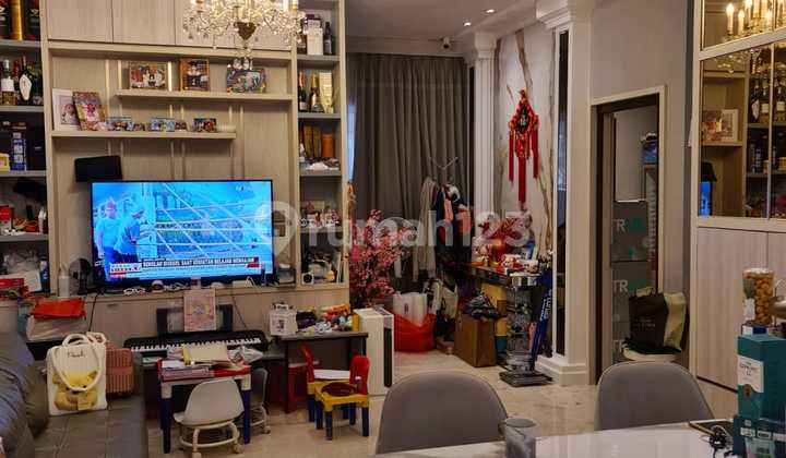 Rumah Mewah Riviera At Puri 4 Lantai Furnished Interior Baru Jual Segera