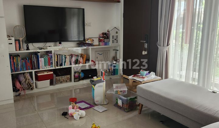 Rumah Mewah Riviera At Puri Disewakan Dekat Puri Jakarta Barat 2