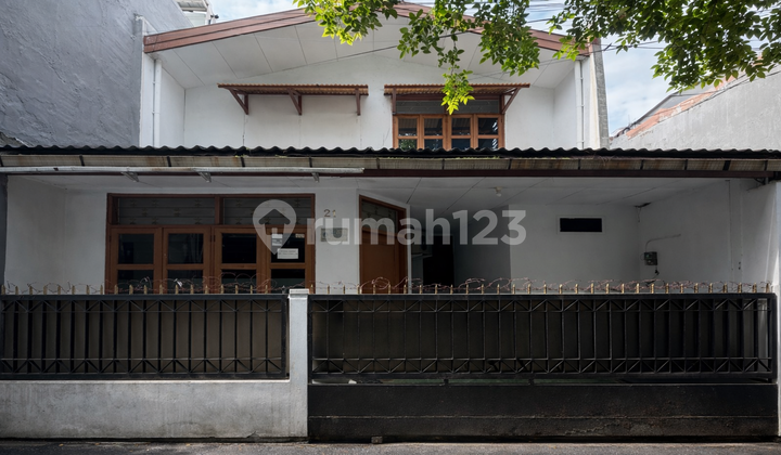 Murah! Rumah Lama 7X11 Strategis Lebar Jalan 1 Mobil Tanjung Duren Jakarta Barat