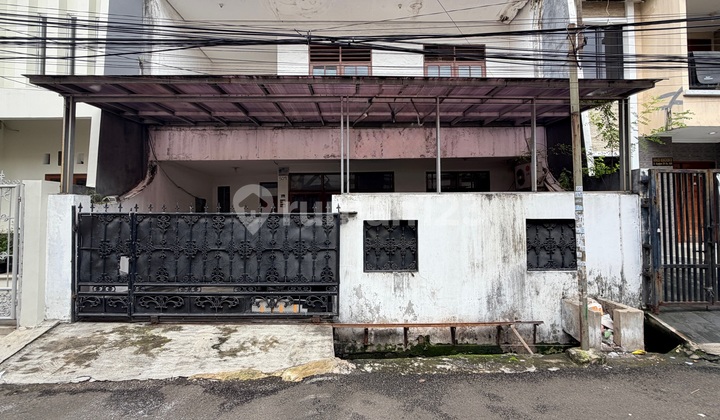 Rumah Lama 9X15 Strategis Row 2 Mobil Tanjungduren Jakarta Barat 2