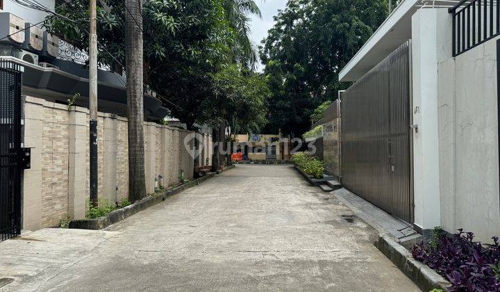 Rumah Mewah Baru 3 Lantai Strategis Green Ville Tahap 4 Jakarta Barat 2