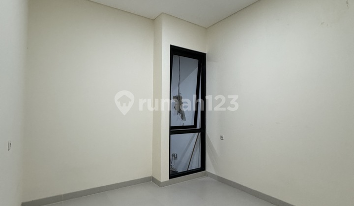 Rumah Baru 2 Lantai Siap Huni Strategis Sunrise Garden Jakarta Barat 2