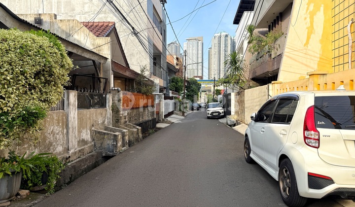 Rumah Tua Huk 11x15 Strategis Row 2mobil Gelong Tomang Jakarta Barat 2