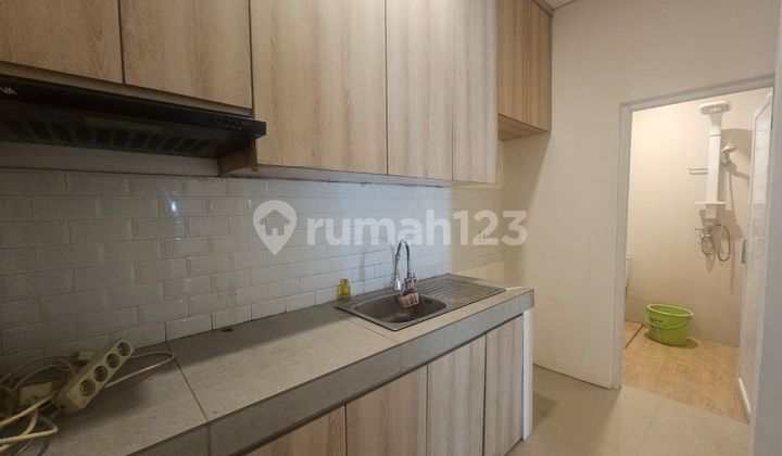 Jarang Ada! Rumah 2.5Lt SHM Siap Huni Tanjung Duren Jakarta Barat 2