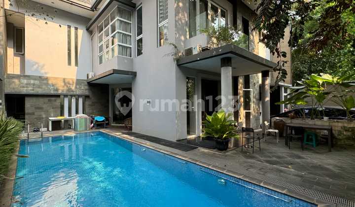 Rumah Mewah 2Lt Belakang Mall Taman Anggrek Jakarta Barat