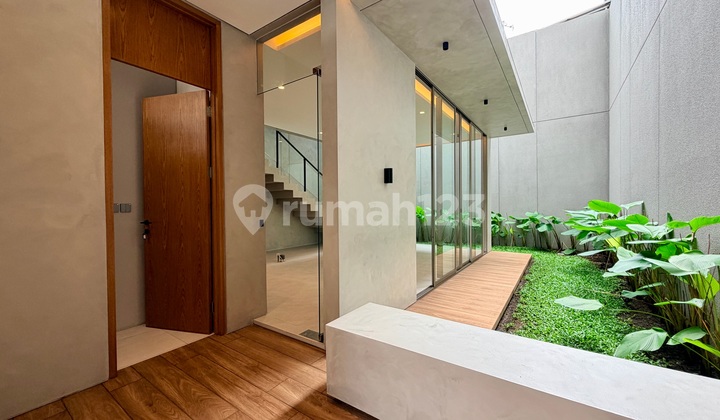 Private Villa Residence Taman Alfa Indah Jakarta Barat 2