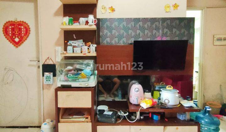 Turun Harga! Apartemen Season City 2 BR Semi Furnished, Jakarta Barat 1