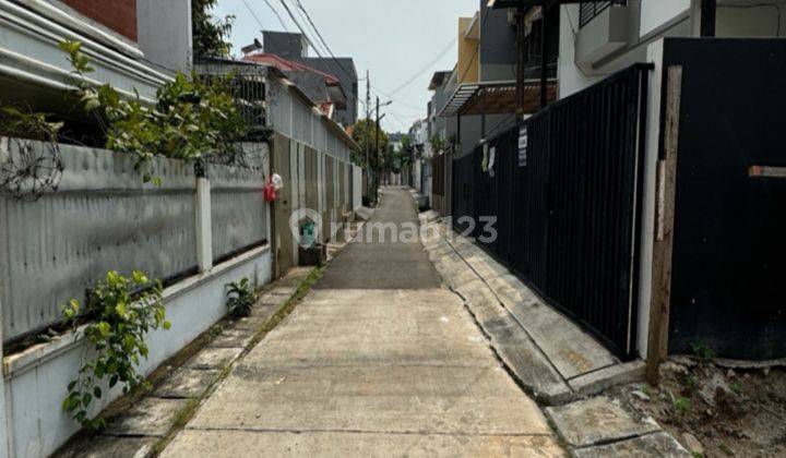 RUMAH BARU 3 LANTAI BEBAS BANJIR STRATEGIS TOMANG, JAKARTA BARAT 2