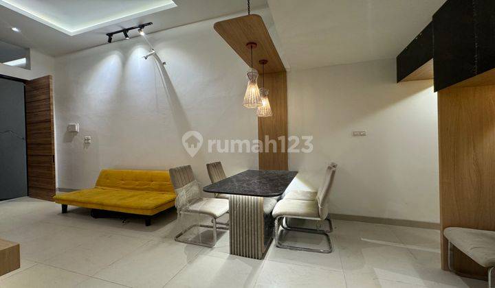 RUMAH BARU ESTETIK SEMI-FURNISH DURI KEPA DEKAT TANJUNG DUREN, JAKARTA BARAT 1