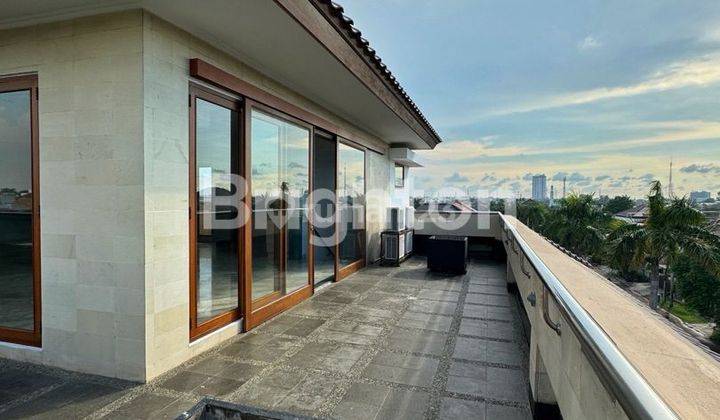 Rumah Hoek Semi Furnish Boulevard Taman Villa Meruya, Jakarta Barat 2