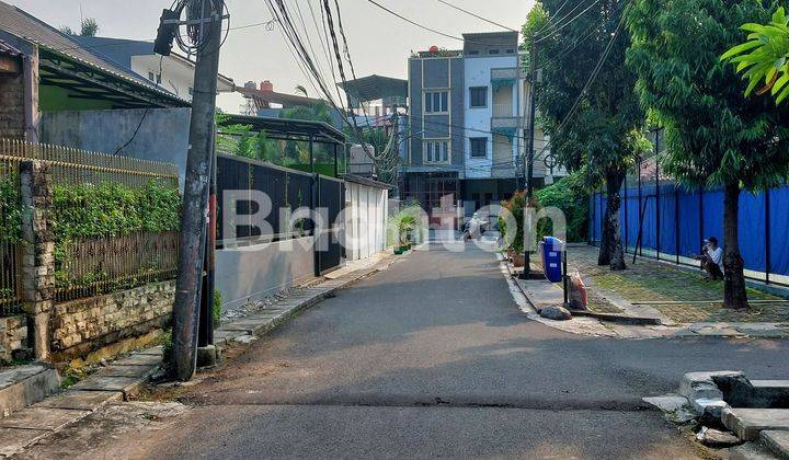 RUMAH DALAM CLUSTER TANJUNG DUREN, JAKARTA BARAT 1½ LANTAI 2