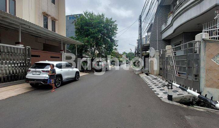 RUMAH KOST LAMA DIBELAKANG RS SATYA NEGARA SUNTER 2