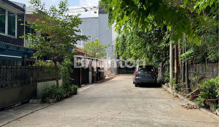 RUMAH 3 LT SIAP HUNI LEBAR JALAN 2 MOBIL DEKAT TANJUNG DUREN, JAKARTA BARAT 2