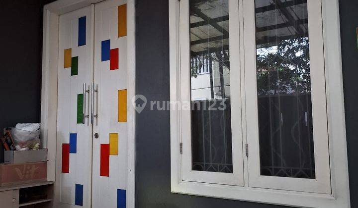 Tinggal Bawa Koper! Rumah 3 Lt Full Furnish Duri Kepa Dekat Tanjung Duren, Jakarta Barat 2