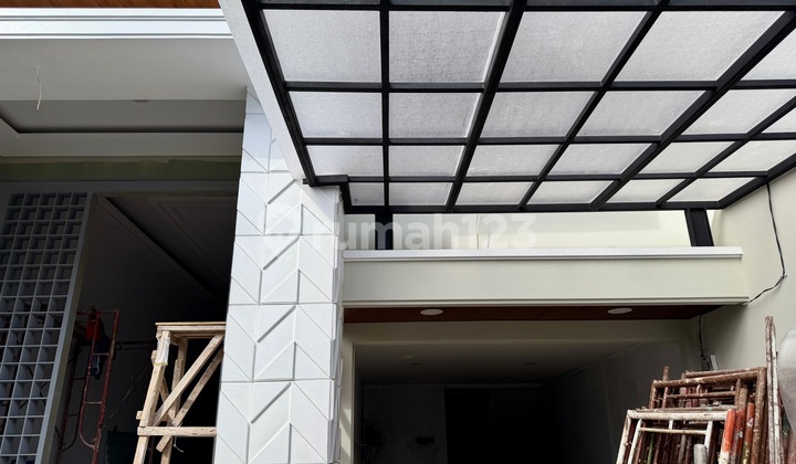 Luxury 3.5-Story House With Elevator Strategic Puri Indah West Jakarta