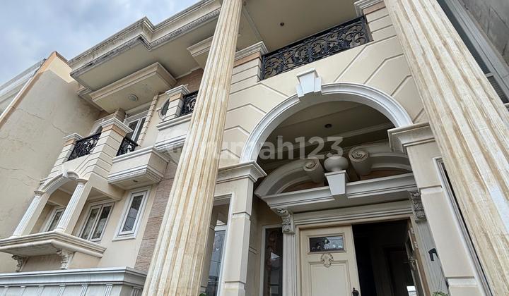 Large House on Main Boulevard, Green Garden, West Jakarta