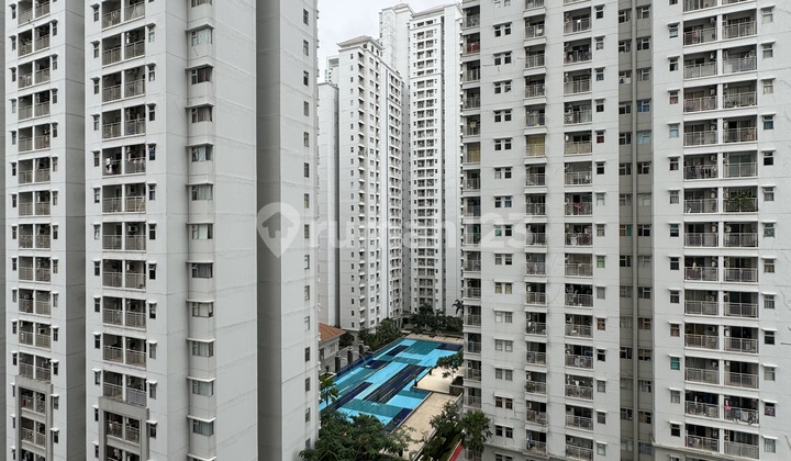 Apartemen Fully Furnish 2 Br View Pool Tanjung Duren Jakarta Barat