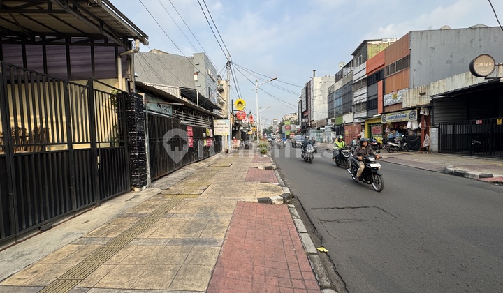 House by the Road, Land Included, Tanjung Duren, West Jakarta 2