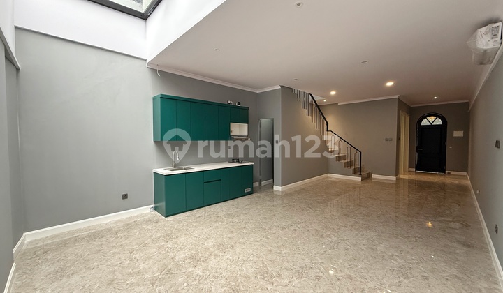 New 2-Story House Facing East Meruya West Jakarta 2